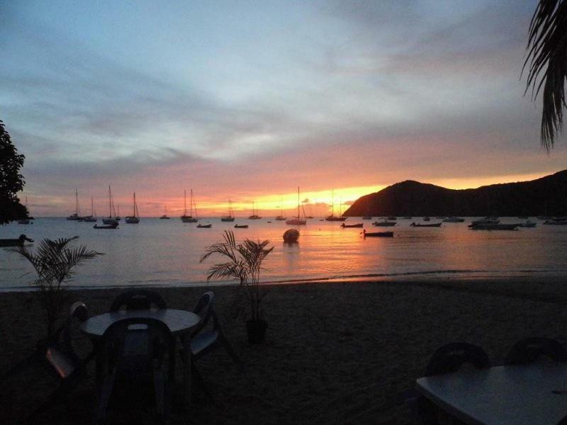 Appartement Gliceria Grande Anse ภายนอก รูปภาพ